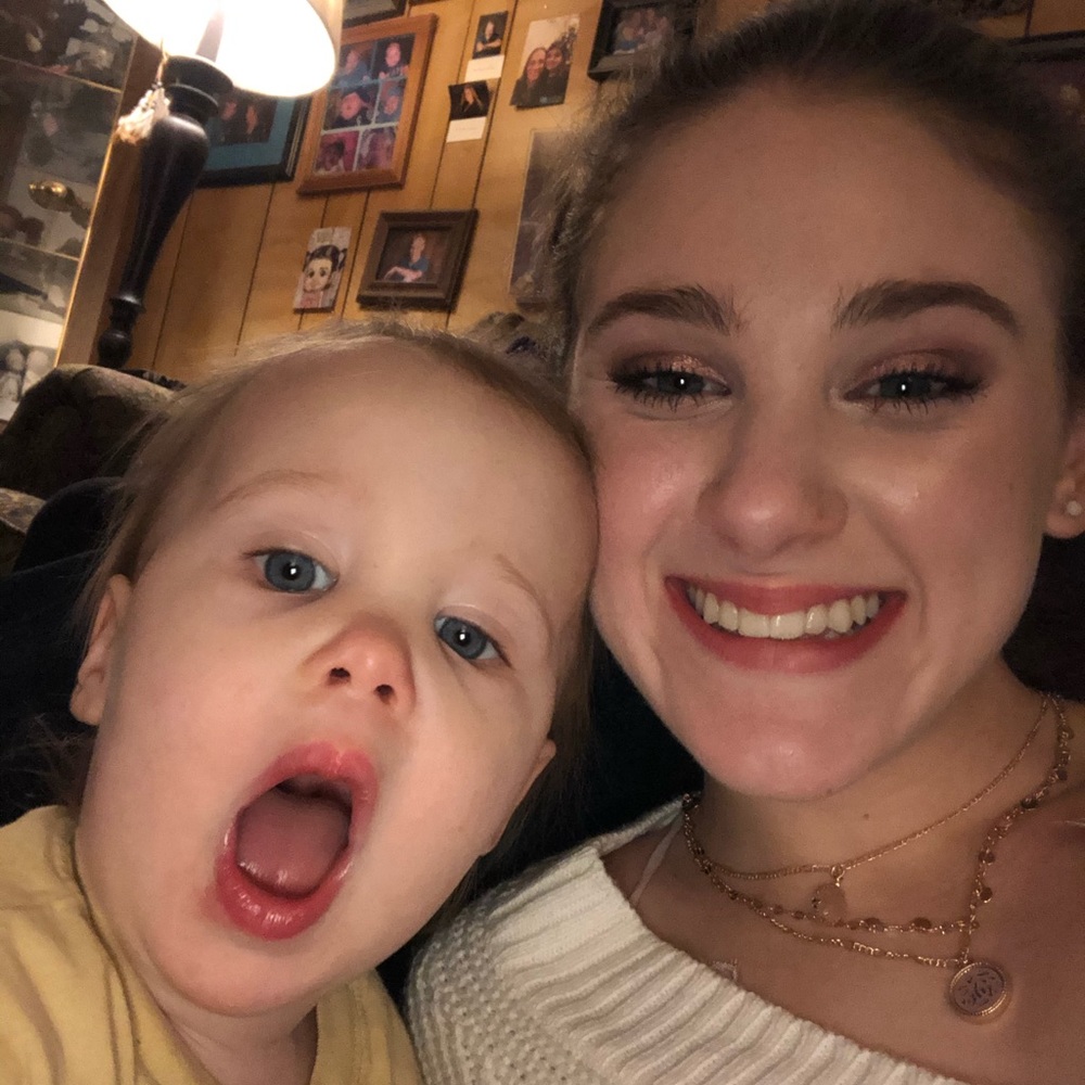 Meet your Posher, Ariana